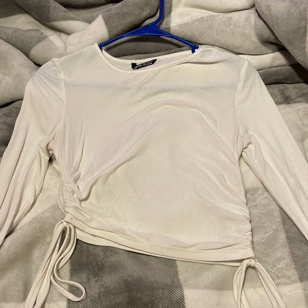 Brand-shein color-white size- small